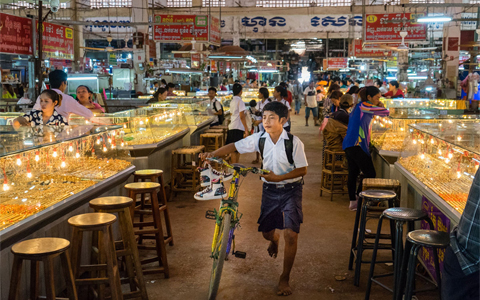 Top 10 Cambodian Markets：Happy Hunting Ground for Collectors
