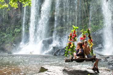 INT-C-CFS05 5 Days Siem Reap Family Tour in Kulen Mountain