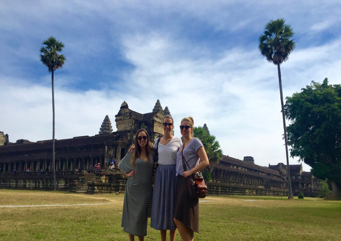 angkor-wat-proper-dress