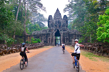 INT-C-CLB04 4 Days Siem Reap Luxury Tour with Easy Biking
