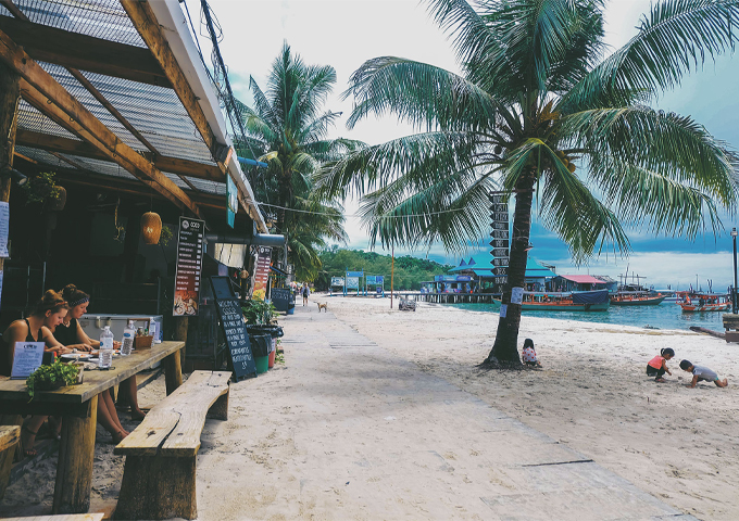 a-peaceful-view-on-koh-rong-samloem