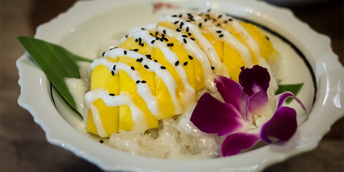 mango-and-sticky-rice