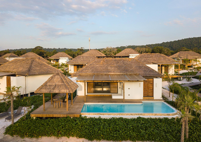 room-with-a-pool-on-the-royal-sands-koh-rong