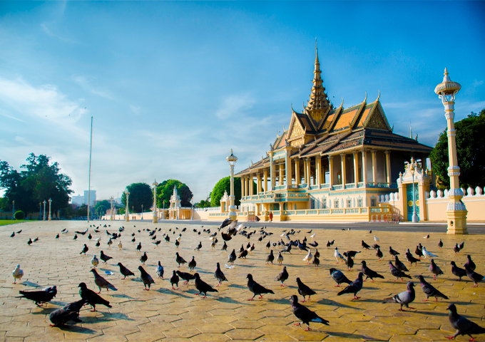 royal-palace-phnom-penh