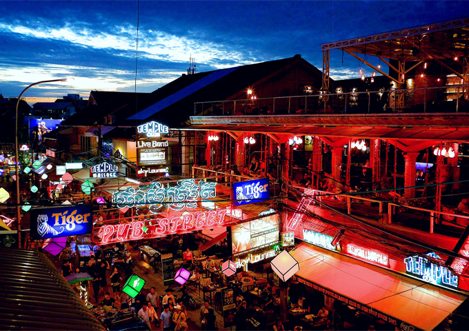 siem-reap-pub-street-with-neon-light-at-dusk