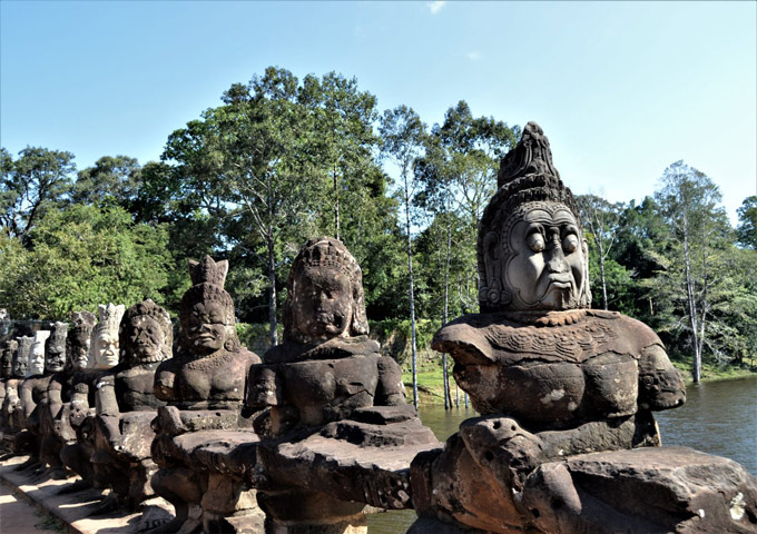 angkor-thom-south-gate