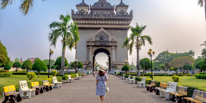Vientiane Patuxai Monument