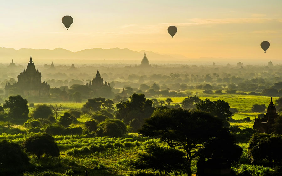 Bagan hot air balloon ride
