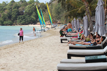INT-CLTT-CLTBR20 20 Days Cambodia Laos and Thailand Tour with Beach Relaxing