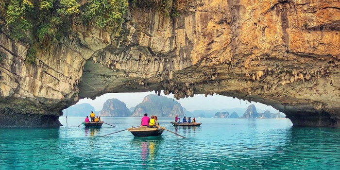 halong-bay-limestone-boat-calm