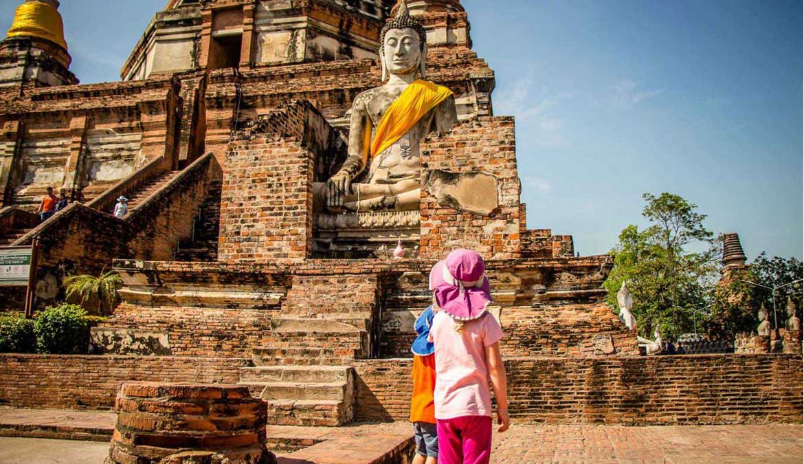 which is better to visit cambodia or vietnam