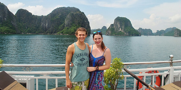 vietnam-halong-bay-honeymoon-trip