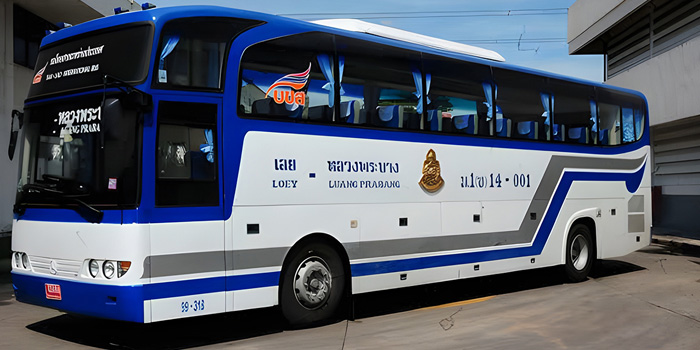 bus-from-thailand-to-laos