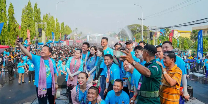 cambodia-new-yea-in-april