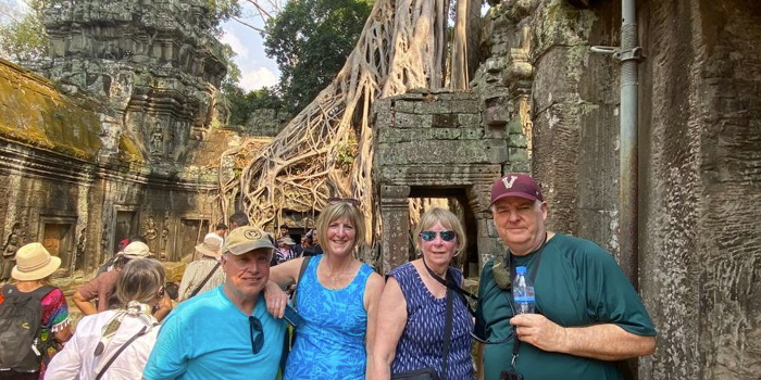 our-guests-visit-angkor-wat