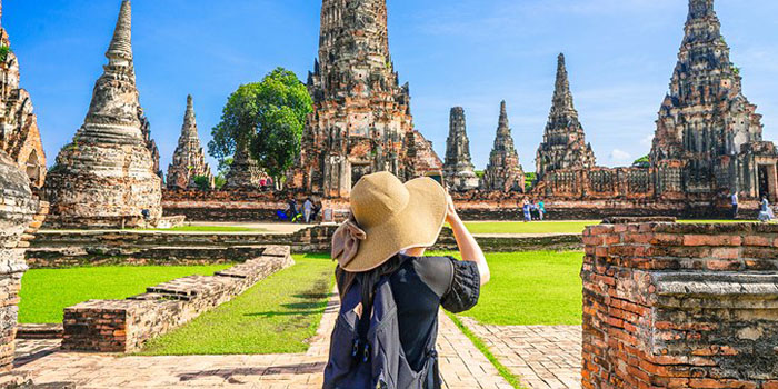 Visit Thailand Ayutthaya ancient Buddhist temples