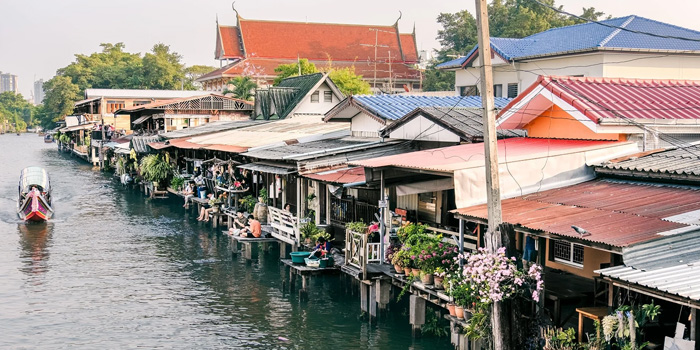 bangkok-canal-local-neighborhood-life