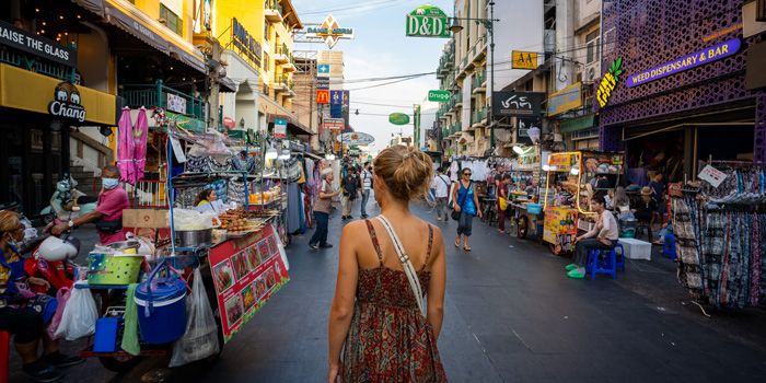 bangkok-street-breakfast-bts-morning