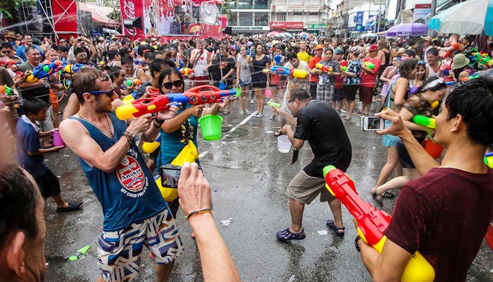 phuket-april-songkran