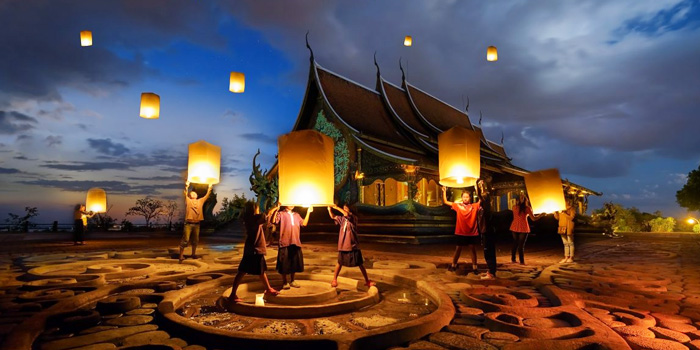 Yi Peng Lantern Festival in Chiang Mai