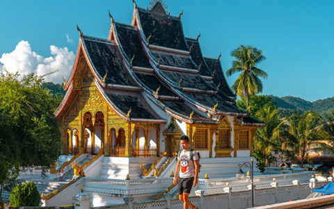 Cambodia vs Laos: Which is Better to Visit on Your Southeast Asia Tour?