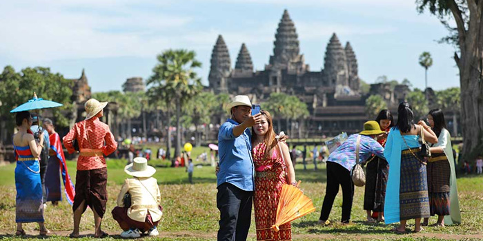 beautiful-scenery-of-angkor-wat