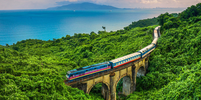 beautiful-scenery-of-trains-in-vietnam