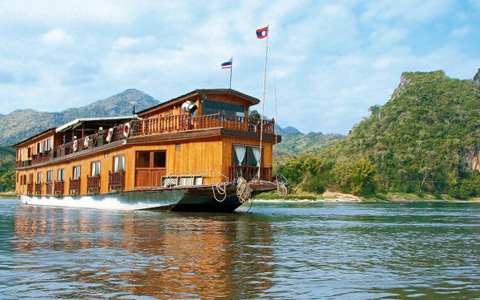 How to Get to Laos from Vietnam Easily: Fastest, Cheapest & Most Unique Ways