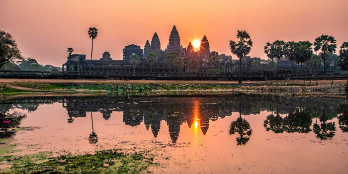 sunrise-at-angkor-wat