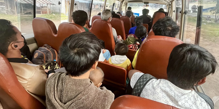 tourists-are-on-the-crowded-bus-in-laos