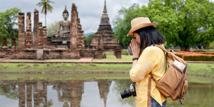 solo-travel-in-thailand-700