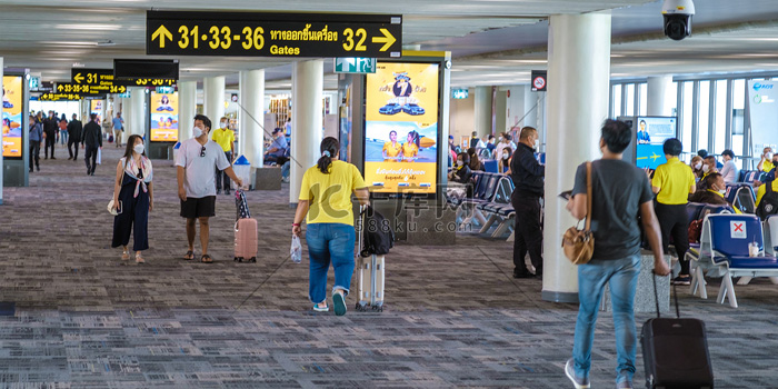 thailand-vietnam-flight-transfer-day