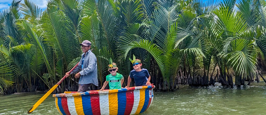 INT-V-SMD7 7 Days Relaxing Family Tour in Vietnam: From Vibrant Saigon to Scenic Dalat