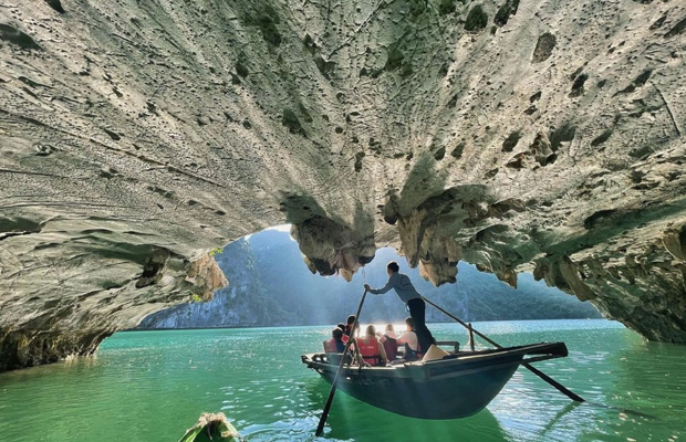 7 Days Best of Northern Vietnam Halong Bay Cave Tour