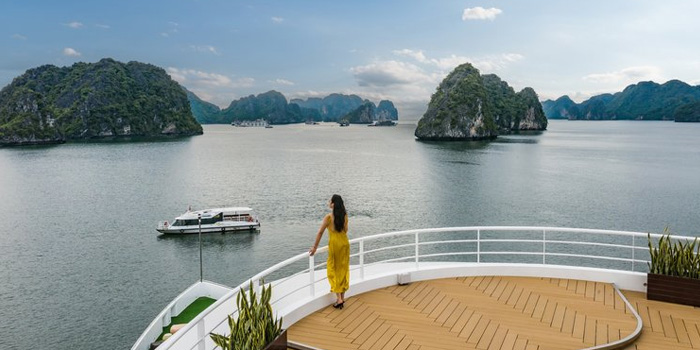 halong-bay-low-season-cruise