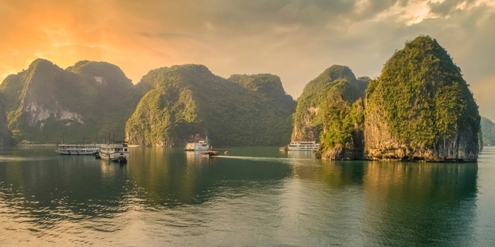 halong-bay-spring-morning