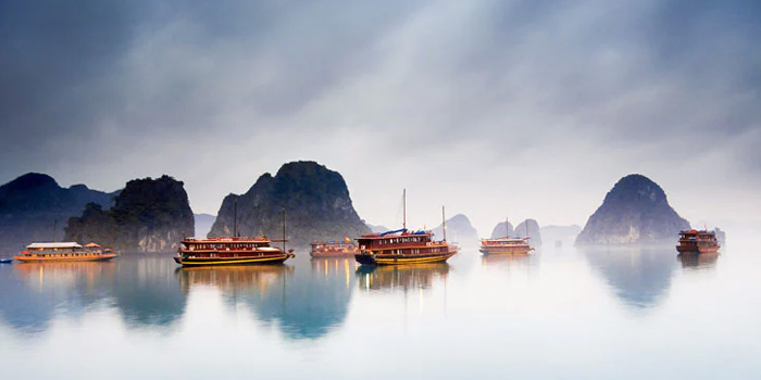 halong-bay-winter-fog