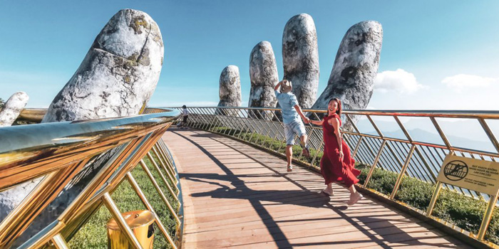 Da Nang Ba Na Hills Golden Bridge tour