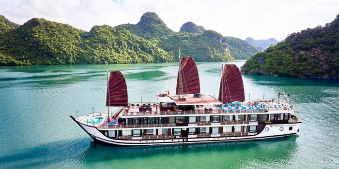 autumn-halong-bay-cruise-scenery