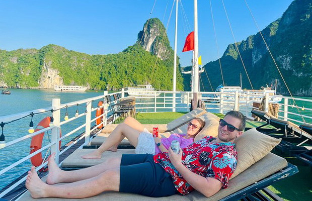 15 Days Best Highlights of Luxury Tour in Vietnam