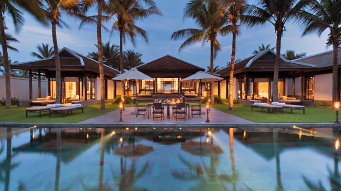 four-seasons-the-nam-hai