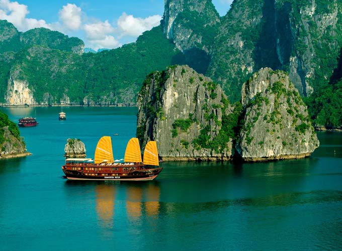 Luxury Halong Bay Cruise