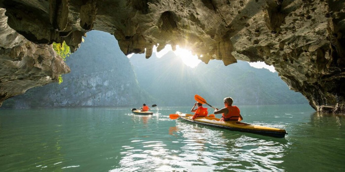 halong-bay-weather-december-boat