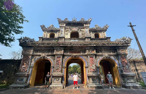 Vietnam tour