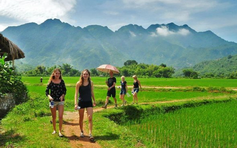 Vietnam Laos Tours: Vietnam Laos Itinerary 2025 & 2026