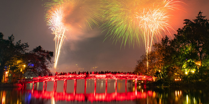 chinese-new-year-of-hoan-kiem-lake