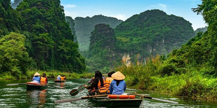Ninh Binh Boat Ride Scenery