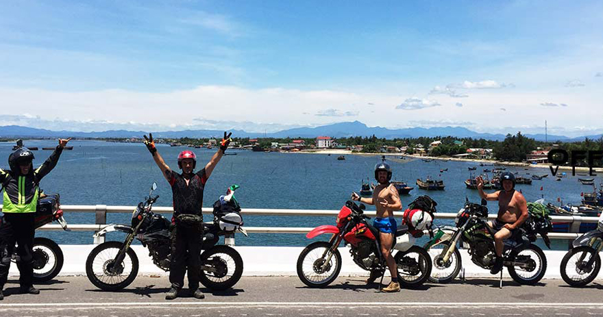 INT-V-MT 16 16 Day Vietnam Coastline Motorbike Tour