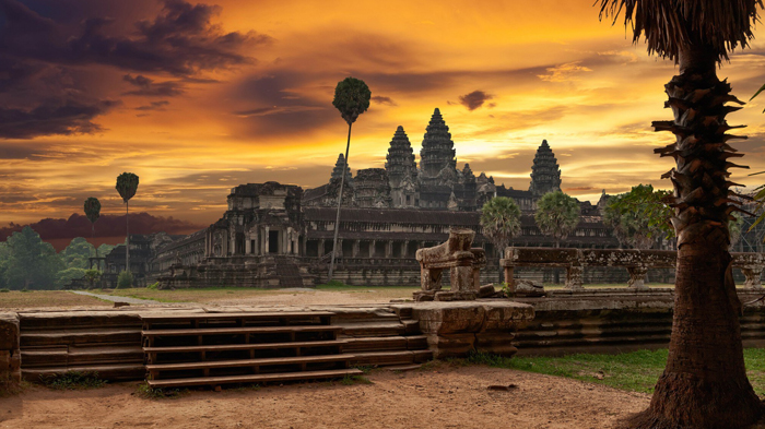 angkor-wat-closing-time-evening