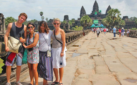Top 12 Questions Most First-time Travelers Ask about Cambodia Tours